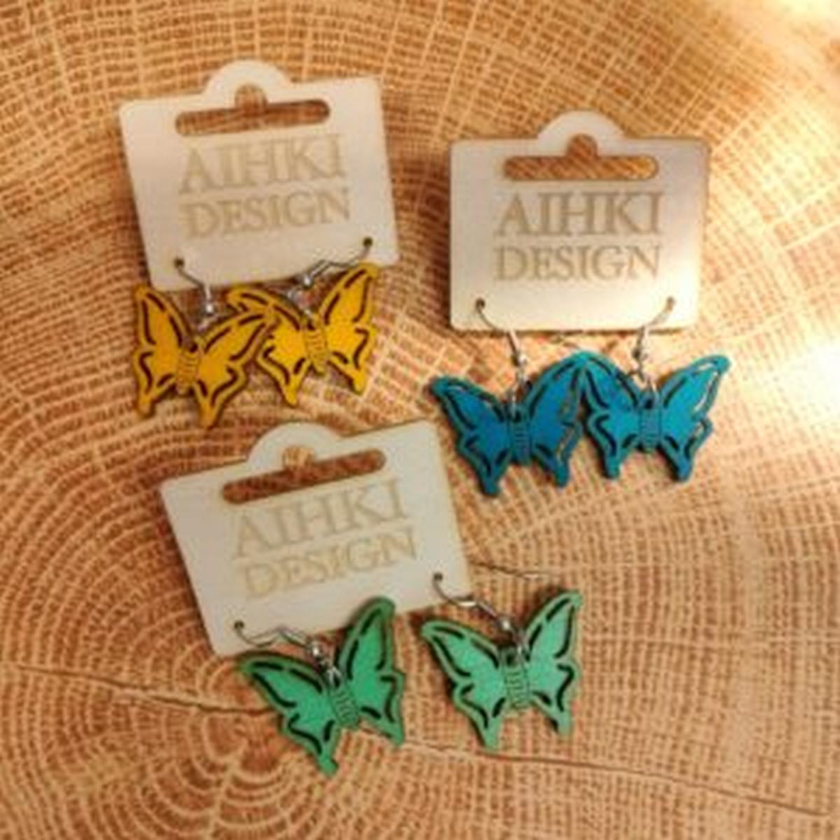 Yoperho_korvakorut_aihkidesign