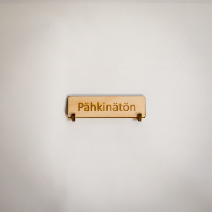 Pahkinaton_allergia_kyltti_aihkidesign Pahkinaton_allergia_kyltti_aihkidesign